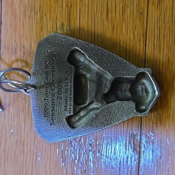 HARLEY DAVIDSON 2001 Season's Greetings Celebrate On All Cylinders Pewter Orname - Picture 6 of 10